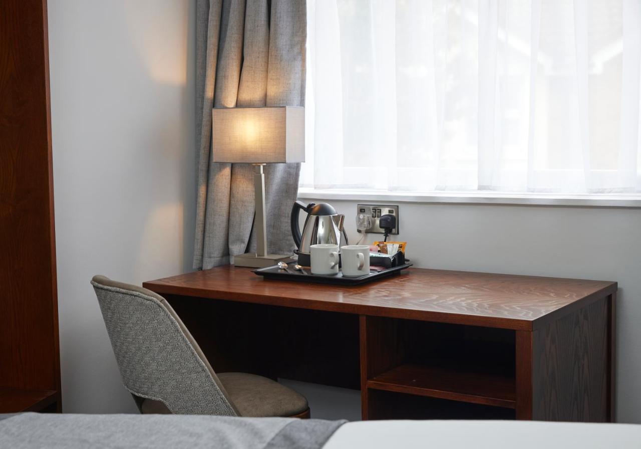 Highwayman Hotel Данстейбл Екстер'єр фото