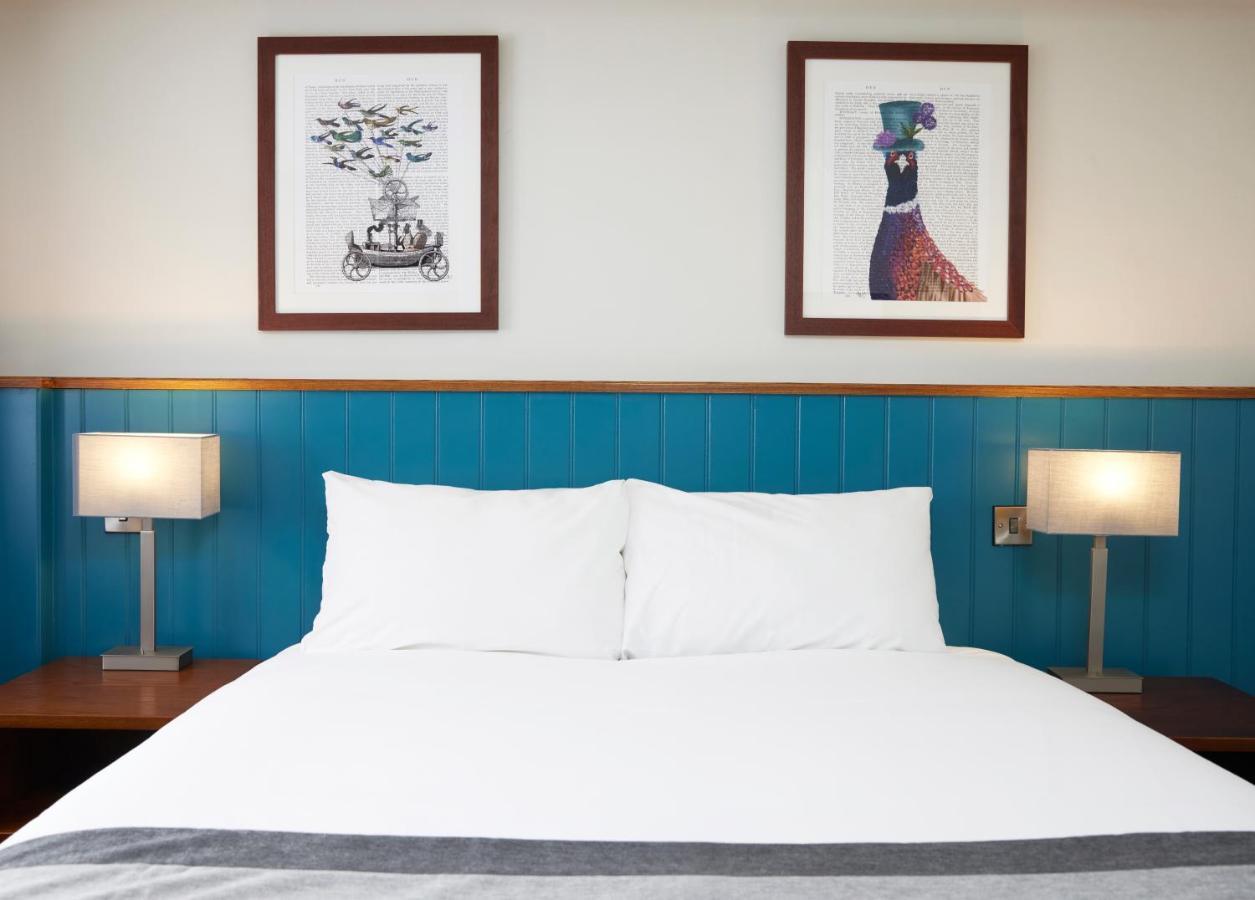 Highwayman Hotel Данстейбл Екстер'єр фото